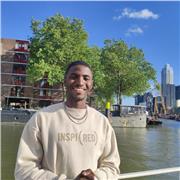 Étudiant tuteur à l’Université Jean Monnet. Je dispose des cours d’anglais, d’économie et de mathématiques.